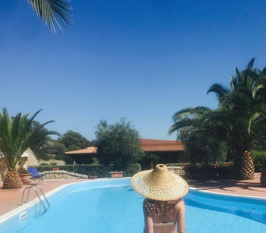 Residence Villa Smeralda Telti Εξωτερικό φωτογραφία
