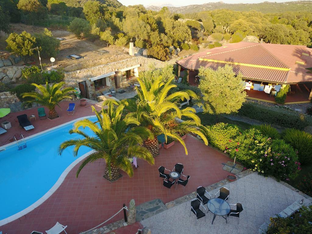 Residence Villa Smeralda Telti Εξωτερικό φωτογραφία