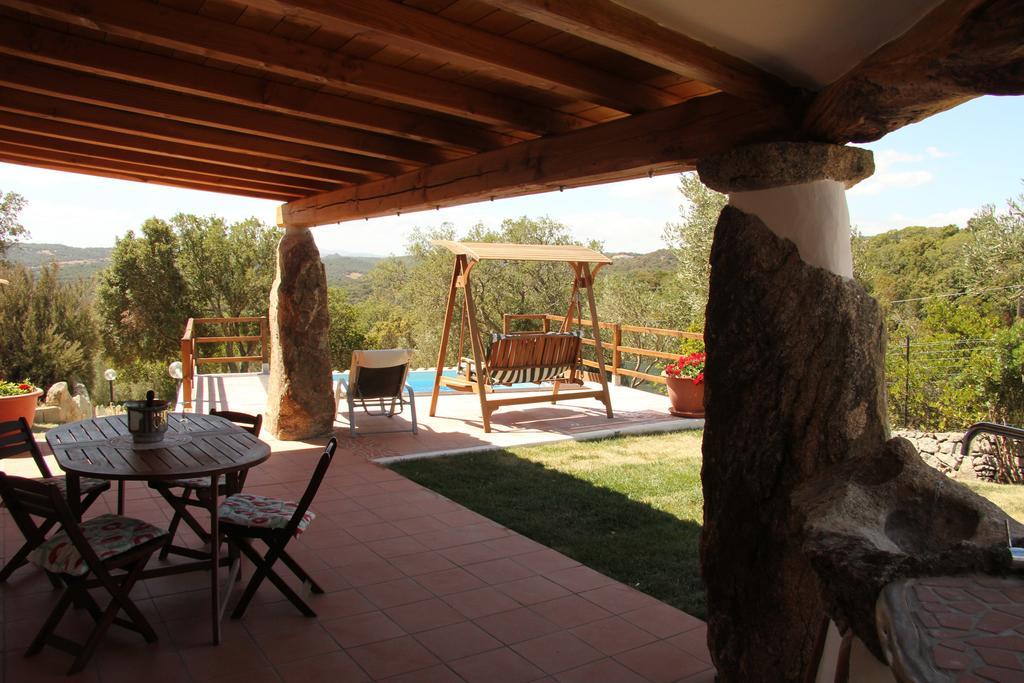 Residence Villa Smeralda Telti Δωμάτιο φωτογραφία