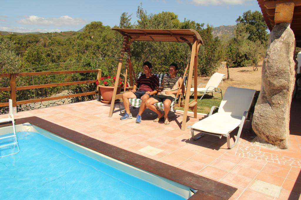 Residence Villa Smeralda Telti Δωμάτιο φωτογραφία