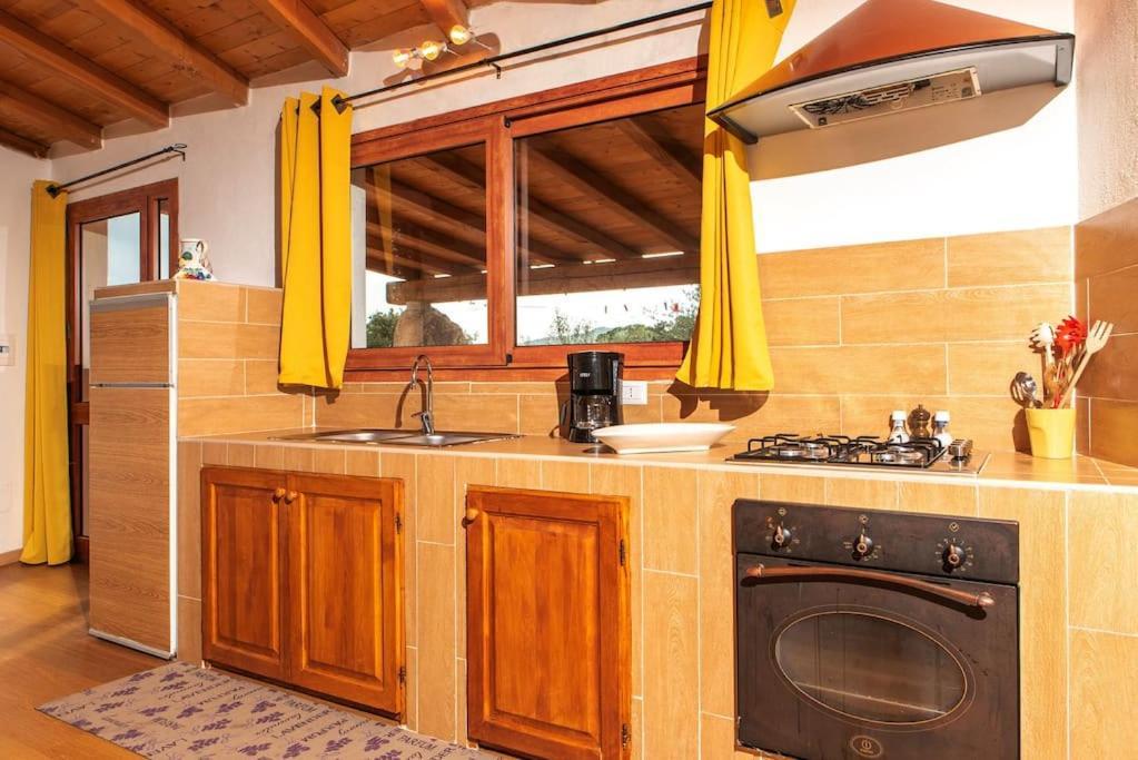 Residence Villa Smeralda Telti Εξωτερικό φωτογραφία
