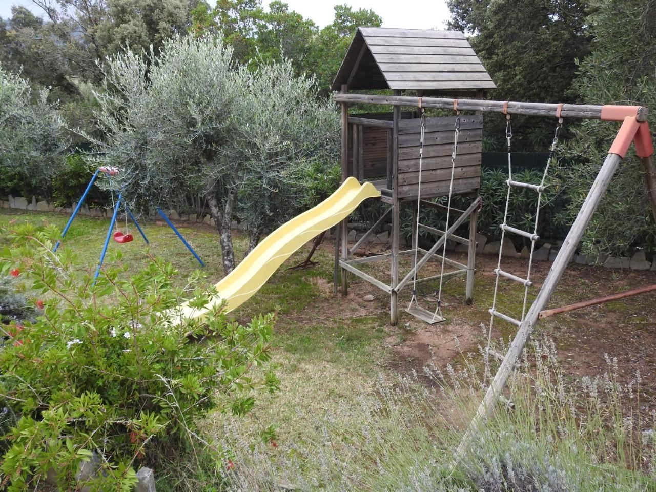 Residence Villa Smeralda Telti Εξωτερικό φωτογραφία