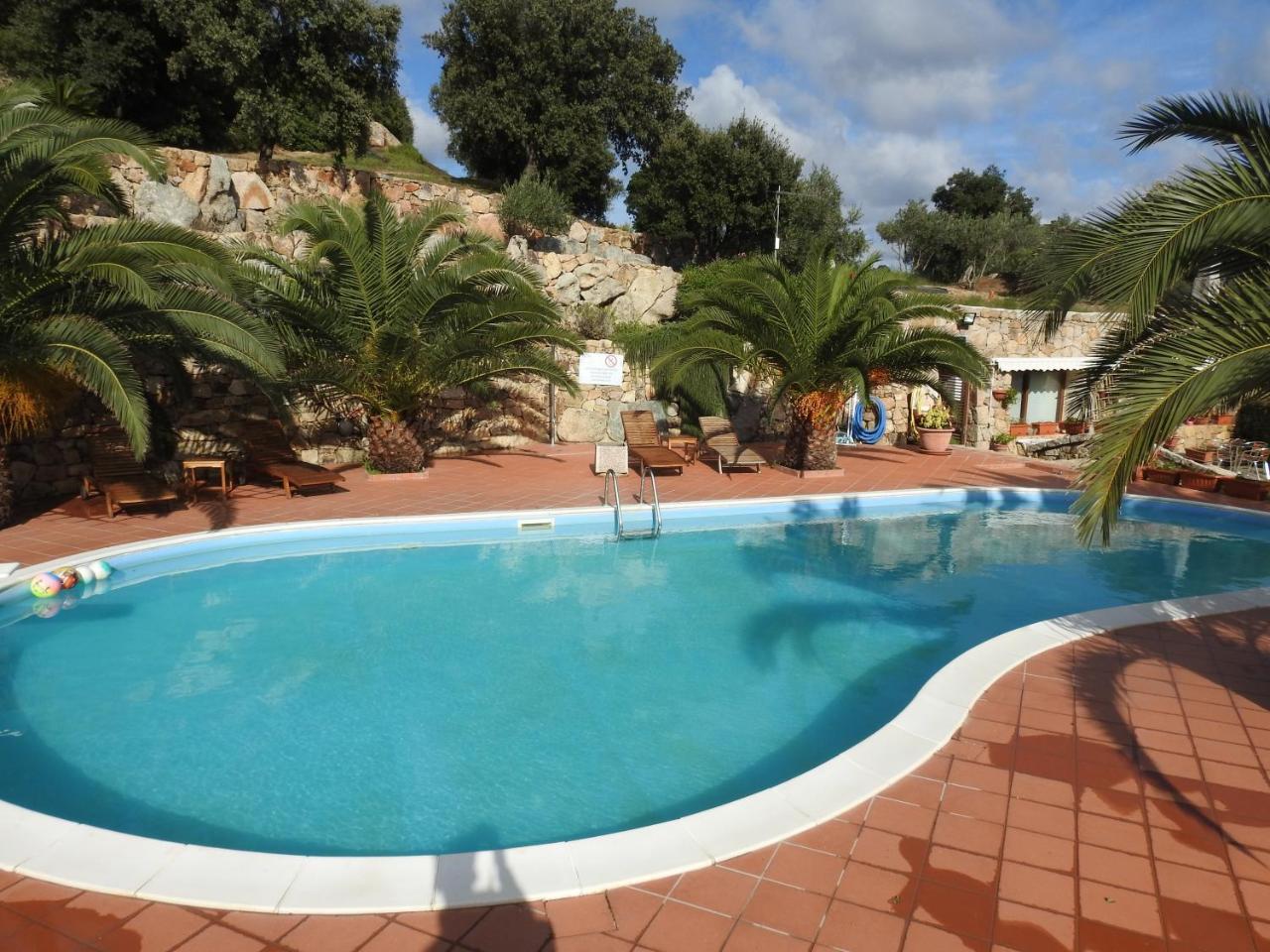 Residence Villa Smeralda Telti Εξωτερικό φωτογραφία
